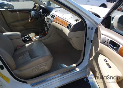 2005 Lexus Es 330 z USA, uszkodzony, nr VIN JTHBA30G255072847